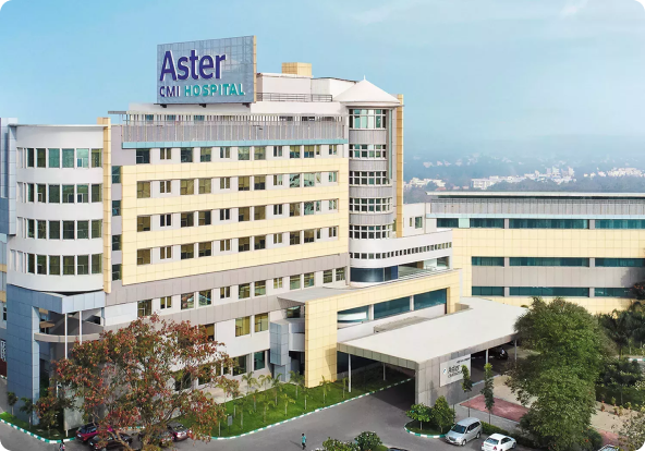 aster doctor checking patient image